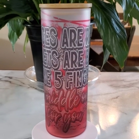 I have 5 fingers the middle one's for you 20oz Gradient Red Glass Tumbler 🎉sale - Picture 12 of 13